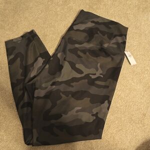 Old navy PowerPoint High Rise Legging